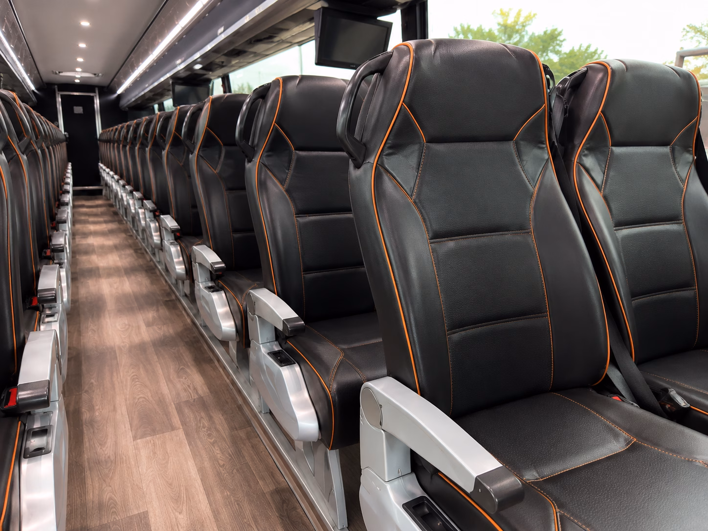 airport transfers between orh shrewsbury and auburn