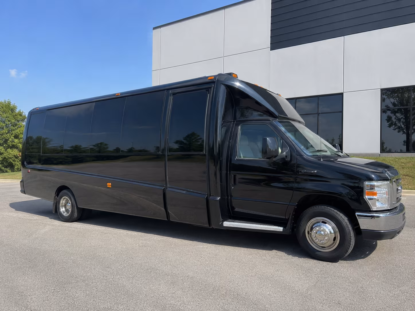 why book winery and brewery tours through worcestershuttlebusrentals com
