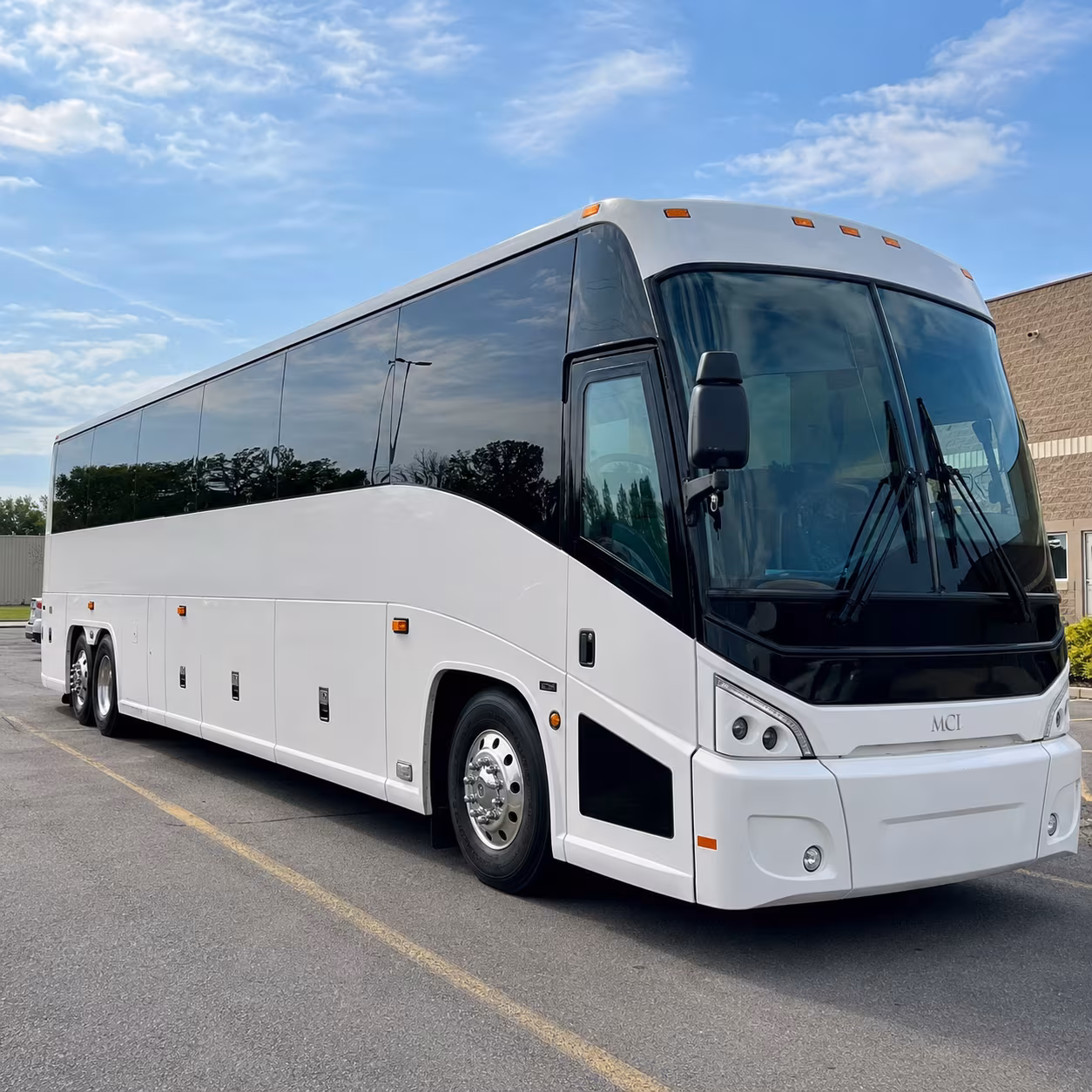 worcester charter bus services exterior